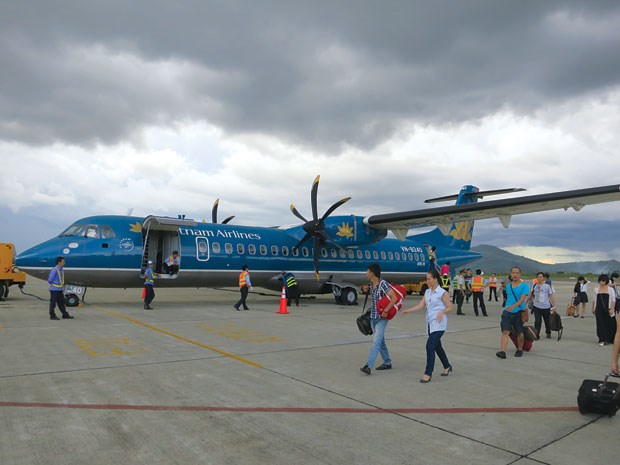 Vietnam - golden flight path - crosses Cambodian, Laos airspace